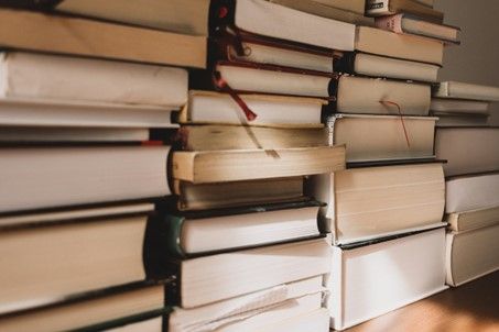 Bücherstapel